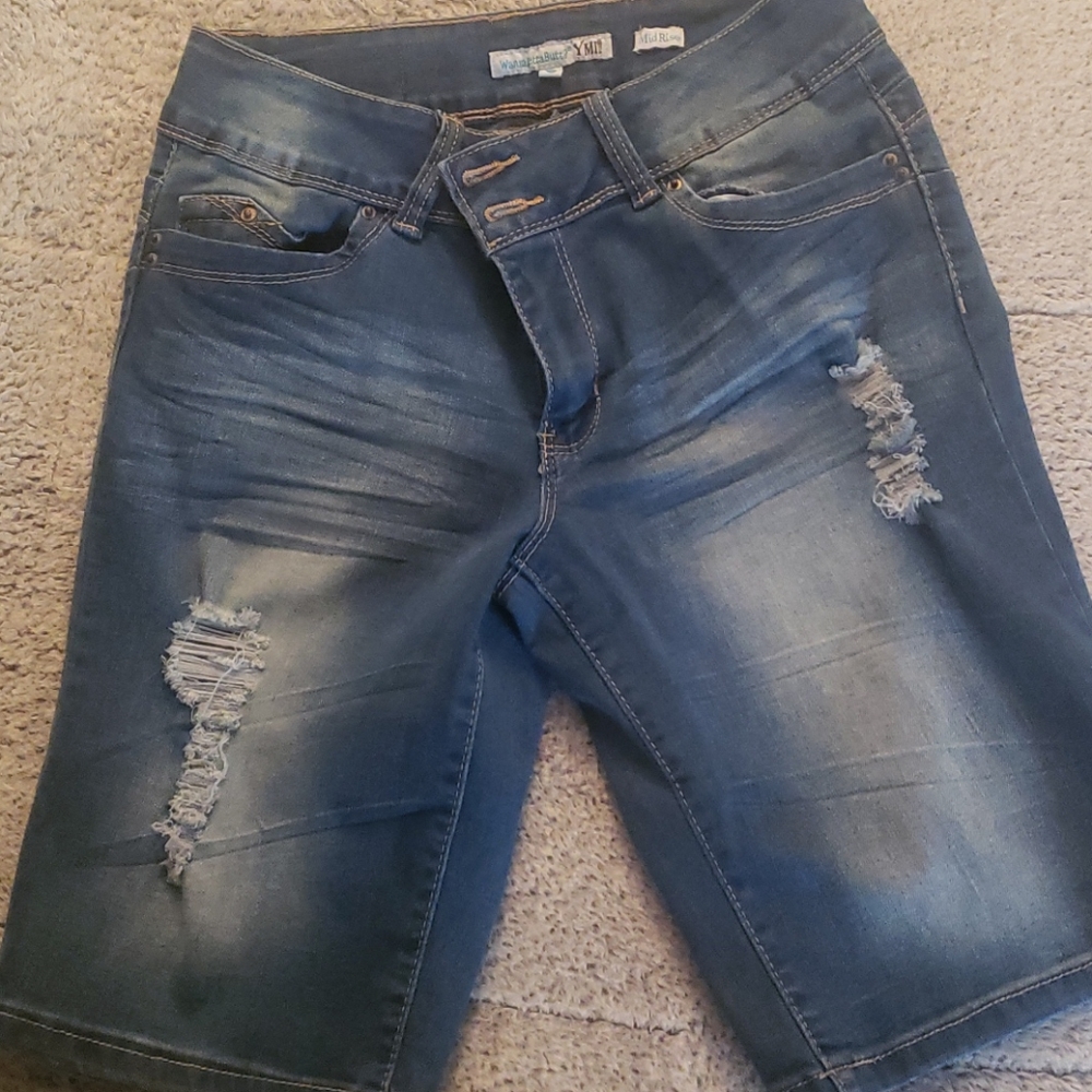 Bermuda Jean shorts
